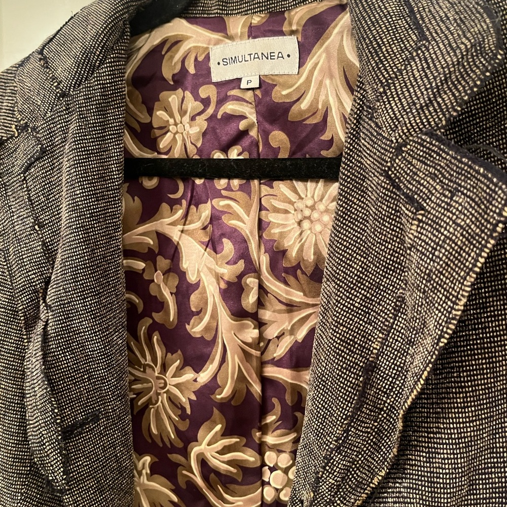Simultanea Textured Blazer with Floral Lining